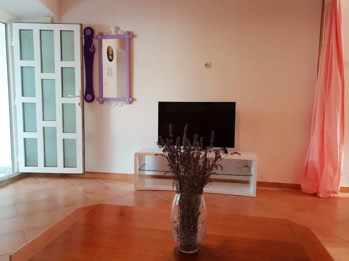 Appartement Lavanda Punat Extérieur photo